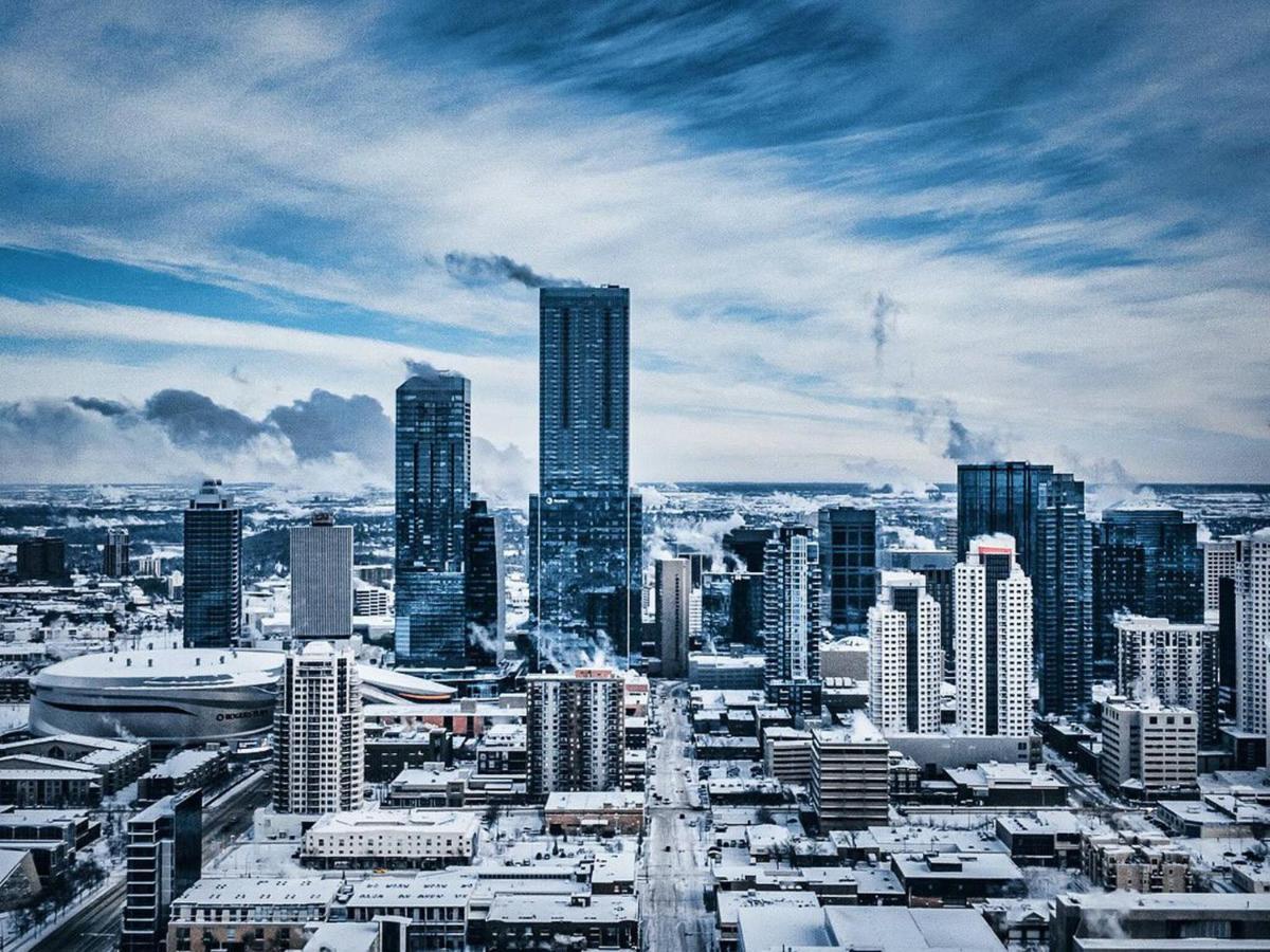 One Bedroom Condo Near Whyte Ave Close To University Edmonton Exterior foto
